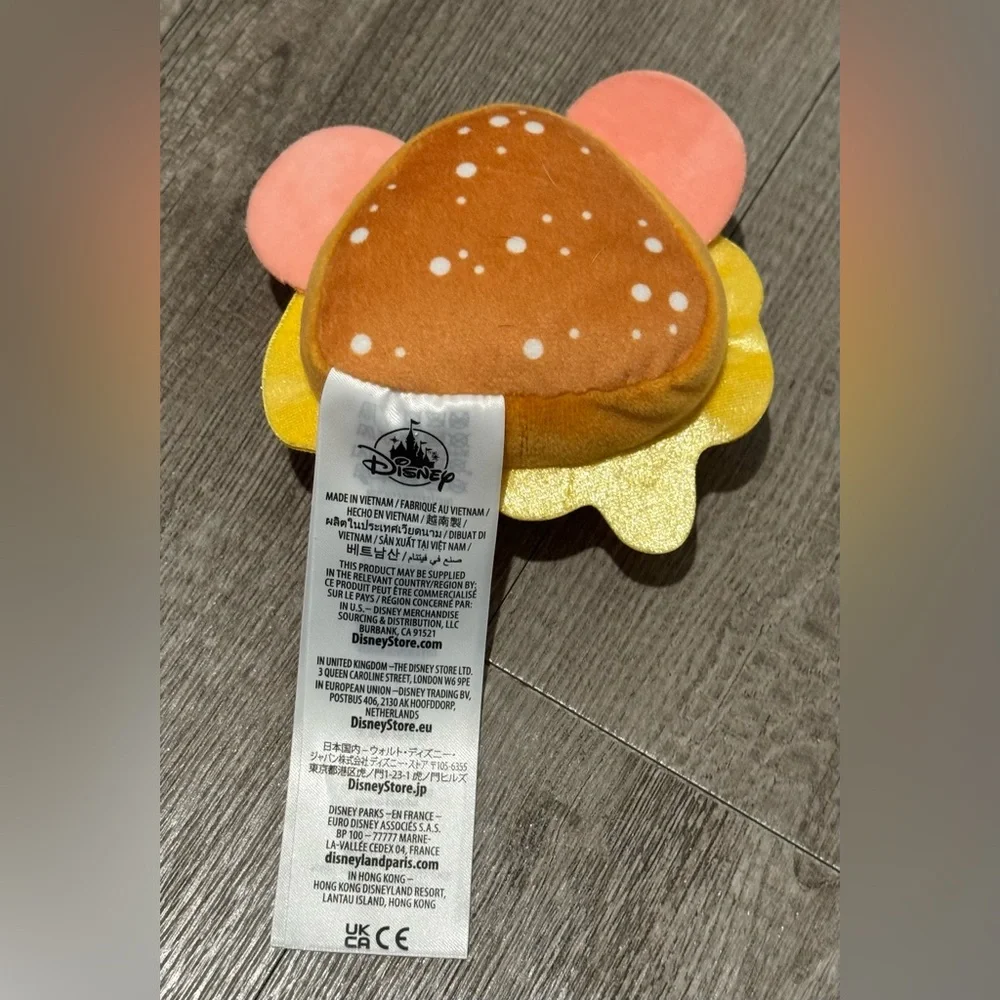 4 Disney Parks Munchlings - Monte Crisco, Creme Brûlée, Onion Ring, Avocado NEW - Picture 9 of 15